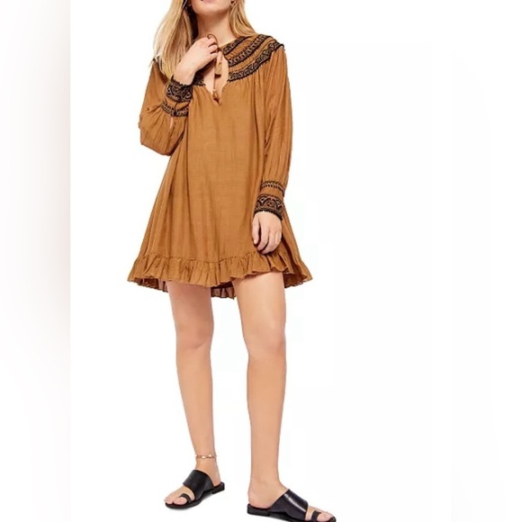 Free People Dresses & Skirts - Free People Chestnut Embroidered Erin Peasant Dress Size Medium